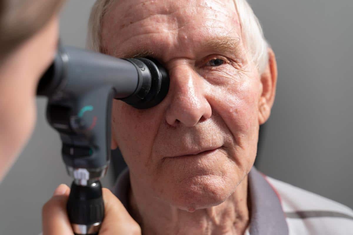 alt_how_cataract_surgery_works_a_simple_explanation